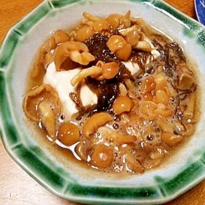 ほっこり 温奴 なめこ・もずく